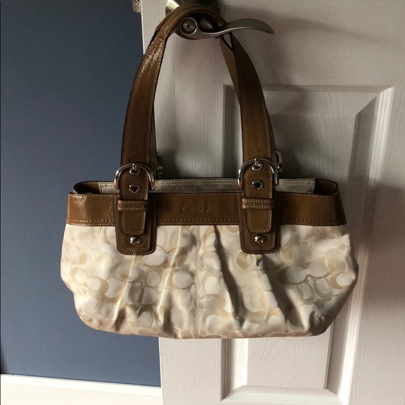 Coach Handbags - Classy Coach handbag and matching wallet